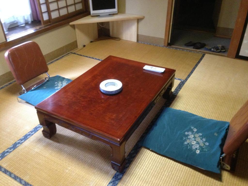 Chuokan Shimizuya Ryokan Nagano Room photo
